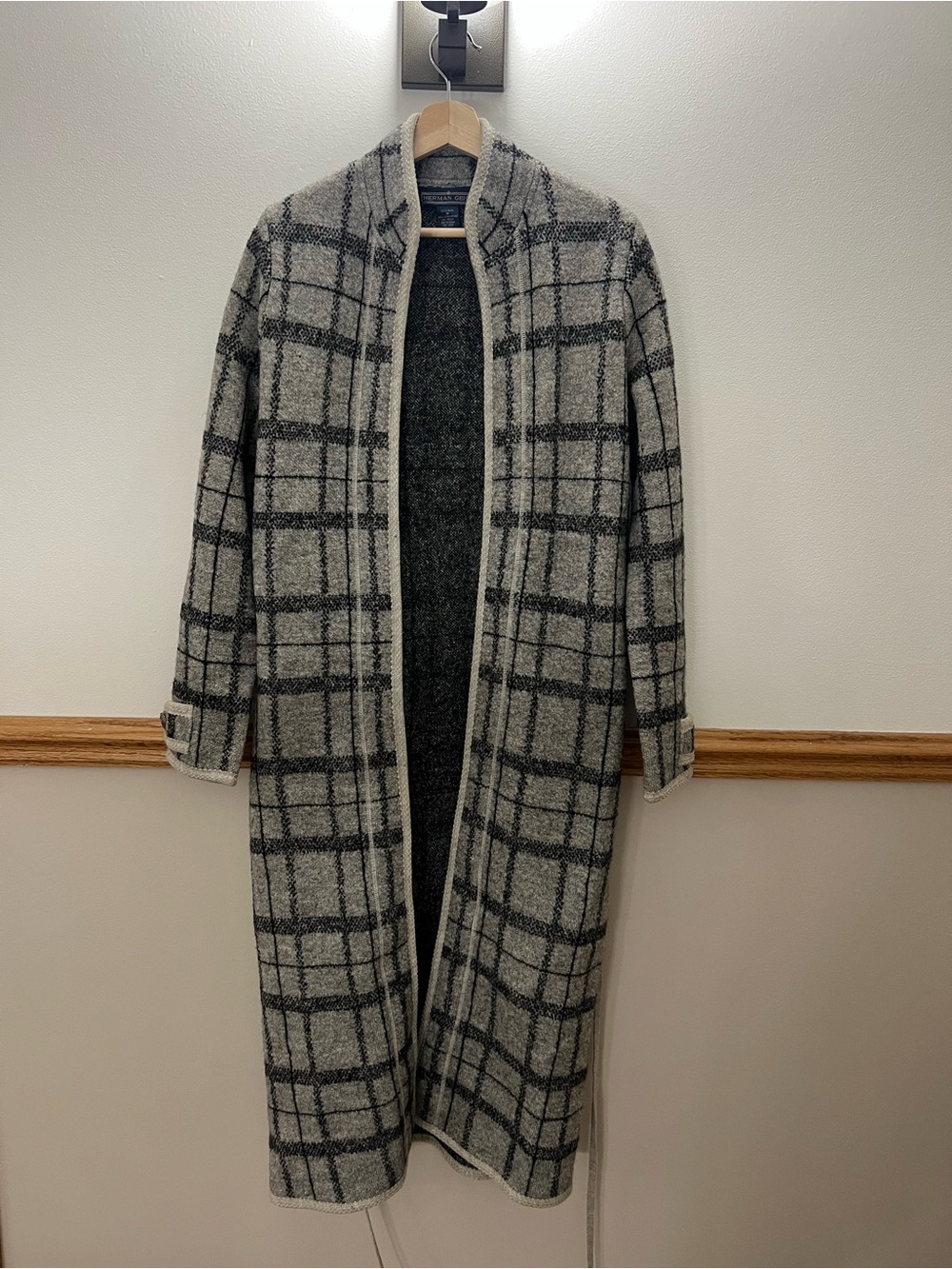 Vintage 90s 100% Wool Plaid Coatigan medium Herman Geist